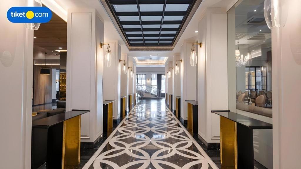 The Mirah Hotel Bogor Exteriör bild