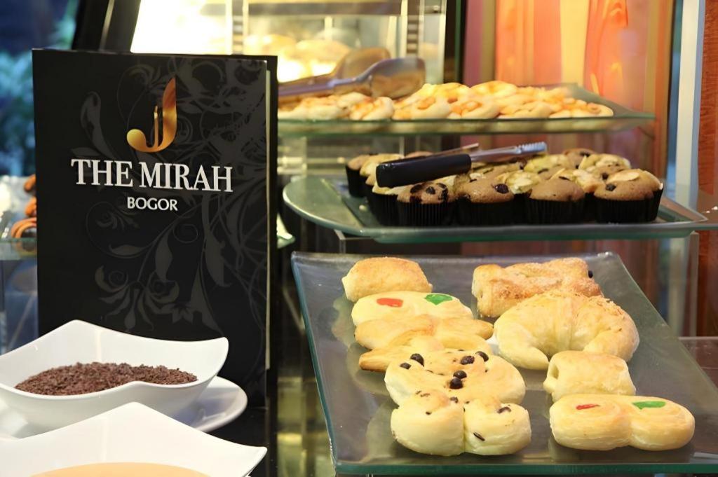 The Mirah Hotel Bogor Exteriör bild