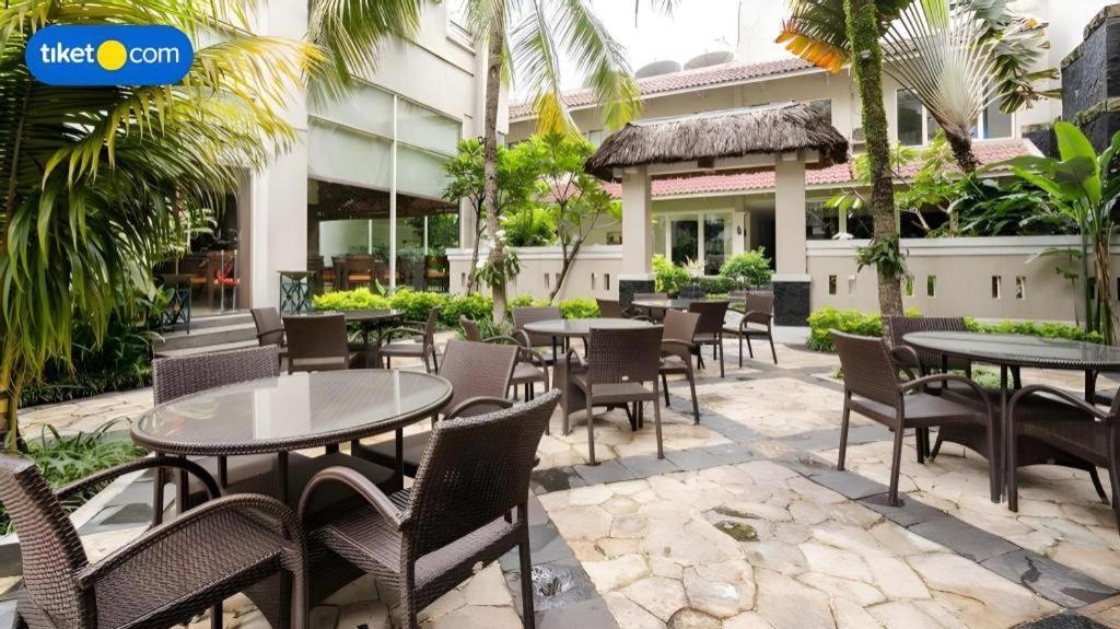 The Mirah Hotel Bogor Exteriör bild