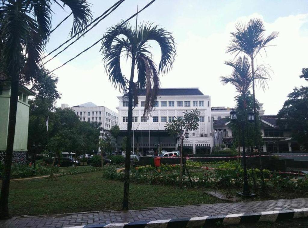 The Mirah Hotel Bogor Exteriör bild